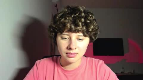 Evie online show from February 21, 2026, 3:02 pm