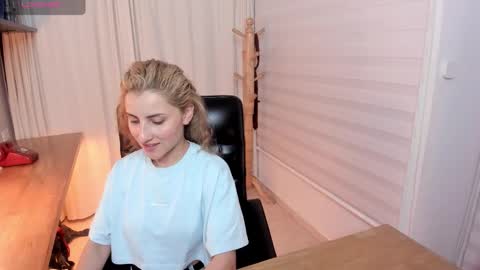 Ana  online show from February 20, 2026, 10:38 am