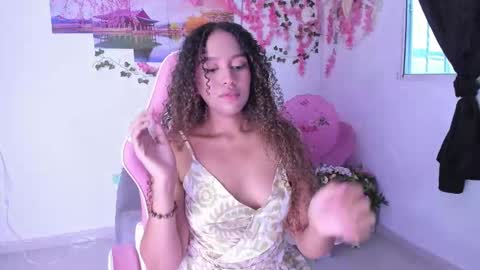 Snapshot of odette_ornela chatting on October 3, 2025, 9:23 pm Odette online show from October 3, 2025, 9:23 pm