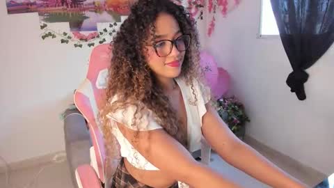 Snapshot of odette_ornela chatting on October 14, 2025, 1:23 pm Odette online show from October 14, 2025, 1:23 pm