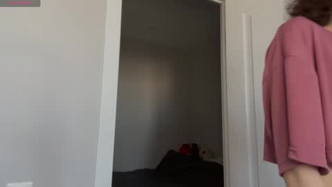 Thea online show from April 1, 2026, 4:46 am