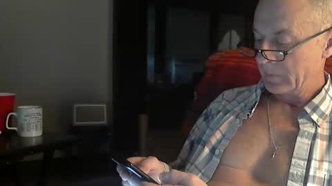 Officer online show from December 15, 2024, 11:53 pm