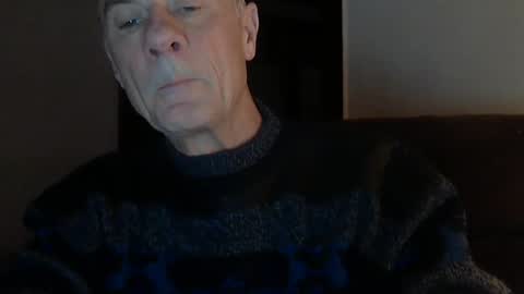 Officer online show from December 25, 2024, 11:31 pm