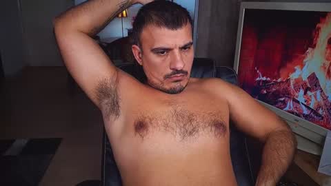 Snapshot of officeman7 chatting on December 13, 2024, 8:47 pm officeman7 online show from December 13, 2024, 8:47 pm