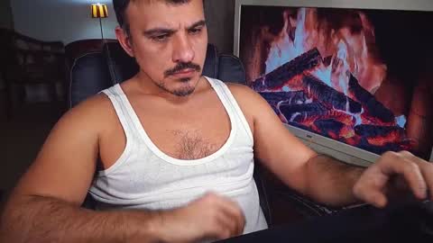 Snapshot of officeman7 chatting on January 8, 2025, 5:26 pm officeman7 online show from January 8, 2025, 5:26 pm