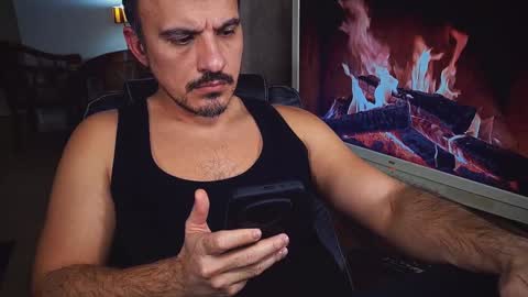 Snapshot of officeman7 chatting on January 11, 2025, 6:12 pm officeman7 online show from January 11, 2025, 6:12 pm