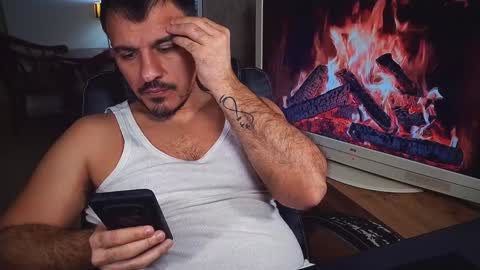 officeman7 online show from February 3, 2025, 5:03 pm