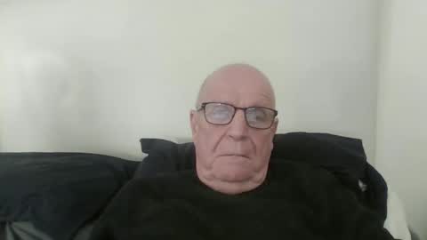 oggi95 online show from November 21, 2025, 12:04 pm