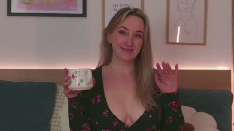 Snapshot of oh_kitty chatting on January 9, 2025, 11:36 am Kourtney online show from January 9, 2025, 11:36 am