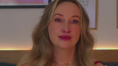 Snapshot of oh_kitty chatting on February 17, 2025, 7:58 am Kourtney online show from February 17, 2025, 7:58 am