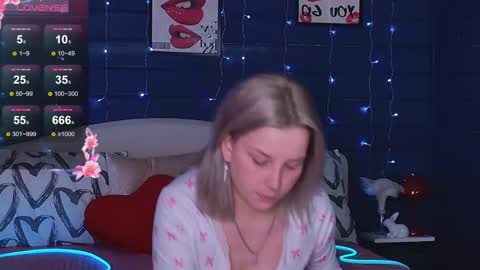 Snapshot of oh_my_julia chatting on May 19, 2026, 2:18 am oh_my_julia online show from May 19, 2026, 2:18 am