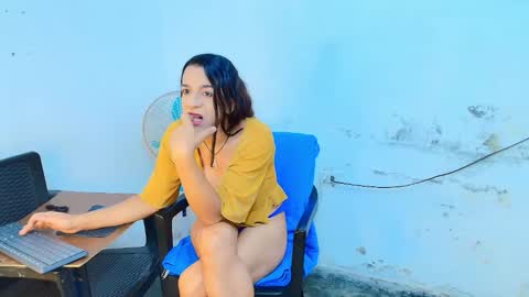 Snapshot of oh_tique chatting on February 3, 2026, 1:05 pm LU online show from February 3, 2026, 1:05 pm