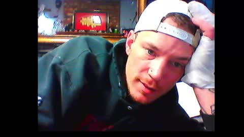 Snapshot of oh_you_know69 chatting on December 6, 2024, 4:49 pm who dares  toss me some  tips lets have fun online show from December 6, 2024, 4:49 pm