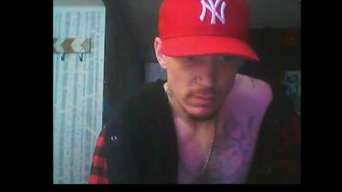 Snapshot of oh_you_know69 chatting on December 27, 2024, 8:35 am who dares  toss me some  tips lets have fun online show from December 27, 2024, 8:35 am