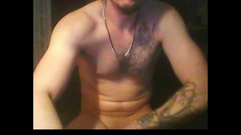 Snapshot of oh_you_know69 chatting on February 4, 2025, 11:05 am who dares  toss me some  tips lets have fun online show from February 4, 2025, 11:05 am