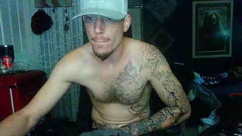 Snapshot of oh_you_know69 chatting on October 14, 2025, 2:29 pm who dares  toss me some  tips lets have fun online show from October 14, 2025, 2:29 pm