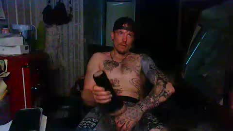 Snapshot of oh_you_know69 chatting on March 19, 2026, 6:28 am who dares toss me some tips lets have fun online show from March 19, 2026, 6:28 am