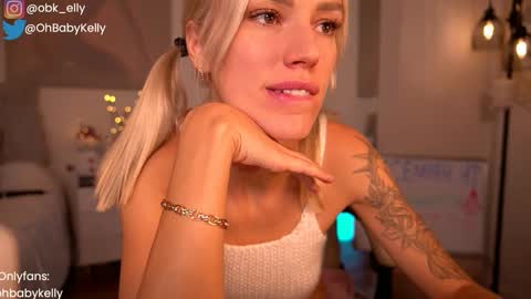Snapshot of ohbabykelly chatting on December 15, 2024, 12:29 am Kelly online show from December 15, 2024, 12:29 am