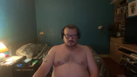 Snapshot of ohdannyboy2026 chatting on July 27, 2026, 9:33 pm ohdannyboy2026 online show from July 27, 2026, 9:33 pm