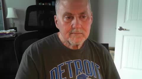 Snapshot of ohfukitsbob chatting on July 13, 2026, 5:05 pm ohfukitsbob online show from July 13, 2026, 5:05 pm