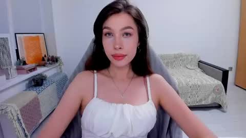 Light  online show from May 8, 2026, 6:46 pm