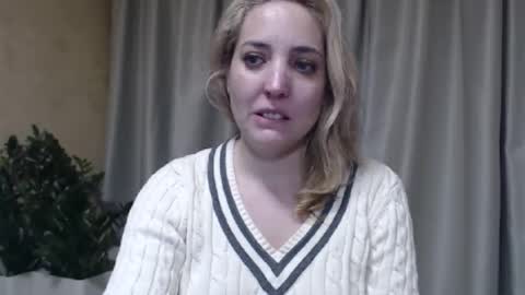 Mari online show from February 11, 2026, 3:39 pm