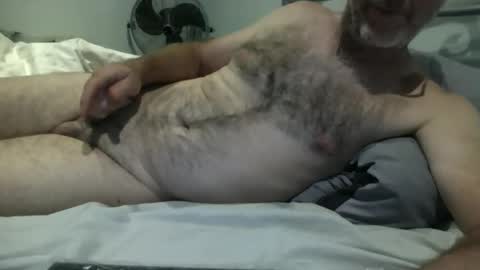 Snapshot of oiledcouple1 chatting on November 7, 2025, 10:04 am oiledcouple1 online show from November 7, 2025, 10:04 am