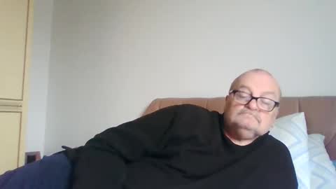 old_fkrr_ online show from December 20, 2025, 11:28 am