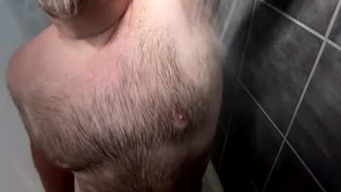 oldbones2 online show from October 6, 2025, 12:52 am