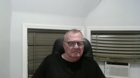 Snapshot of oldguybigd chatting on September 20, 2025, 5:08 am oldguybigd online show from September 20, 2025, 5:08 am
