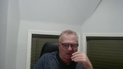 oldguybigd online show from May 17, 2026, 5:05 am
