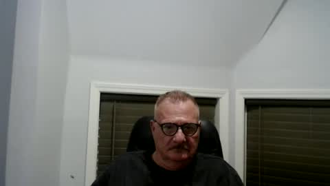 oldguybigd online show from June 12, 2026, 4:22 am