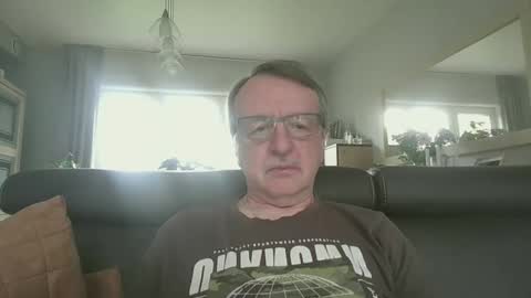 oldtimer160162493 online show from May 11, 2026, 12:33 pm