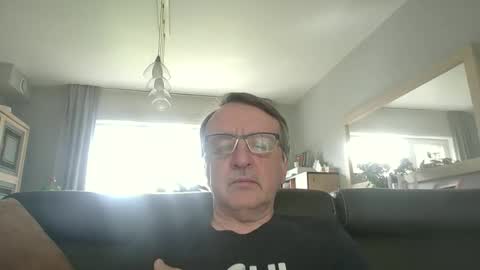 oldtimer160162493 online show from May 18, 2026, 1:39 pm