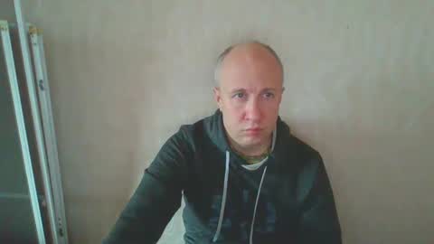 Snapshot of oleg365 chatting on January 2, 2025, 7:01 am figaro online show from January 2, 2025, 7:01 am