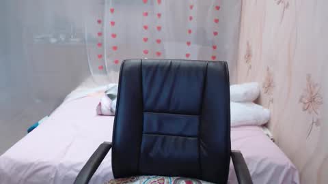 OlgaHottie online show from September 19, 2025, 10:10 pm