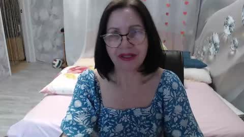 Snapshot of olgahottie chatting on April 24, 2026, 11:29 pm OlgaHottie online show from April 24, 2026, 11:29 pm