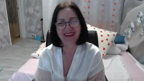 Snapshot of olgahottie chatting on May 2, 2026, 11:32 pm OlgaHottie online show from May 2, 2026, 11:32 pm