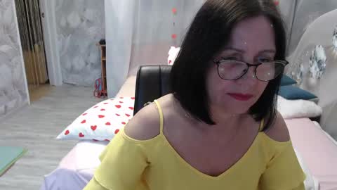Snapshot of olgahottie chatting on May 19, 2026, 11:55 pm OlgaHottie online show from May 19, 2026, 11:55 pm