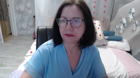 Snapshot of olgahottie chatting on May 23, 2026, 11:42 pm OlgaHottie online show from May 23, 2026, 11:42 pm