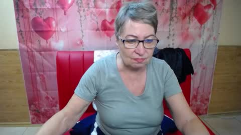 OlgaLuck online show from February 3, 2026, 6:00 am