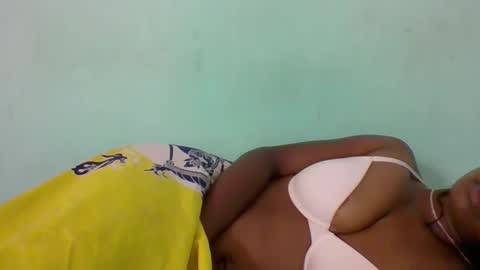 olgamariah203875 online show from March 4, 2025, 12:44 pm