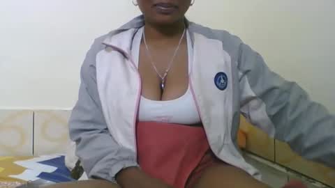 olgamariah203875 online show from March 15, 2026, 5:41 pm