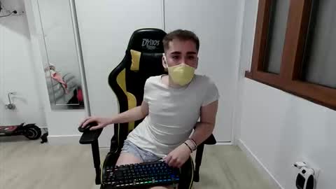 Snapshot of oliblaze06 chatting on March 21, 2026, 9:40 pm Oli Blaze online show from March 21, 2026, 9:40 pm