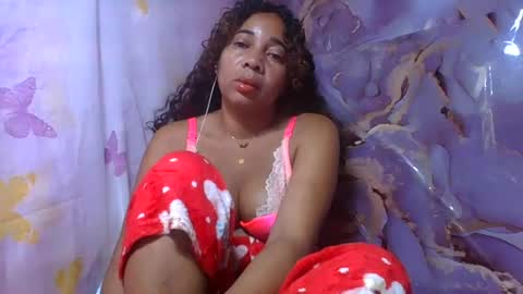 olinaa online show from June 27, 2026, 1:54 am