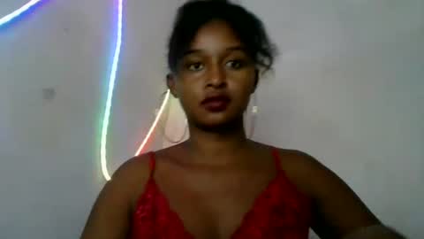 olinah610 online show from May 24, 2026, 10:20 am