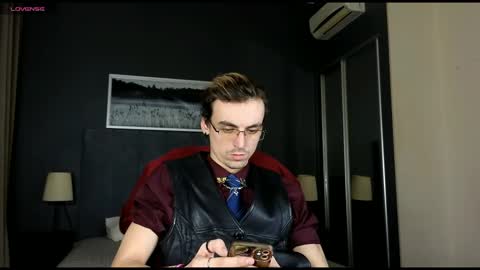 OLIVER MARTINEZ online show from October 23, 2025, 8:51 pm
