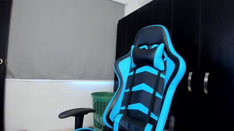 Oliver bray online show from September 27, 2025, 4:34 pm