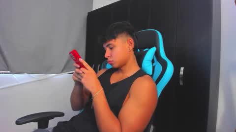 Oliver bray online show from November 21, 2025, 3:00 pm