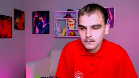 oliver hill  online show from November 14, 2025, 11:20 am